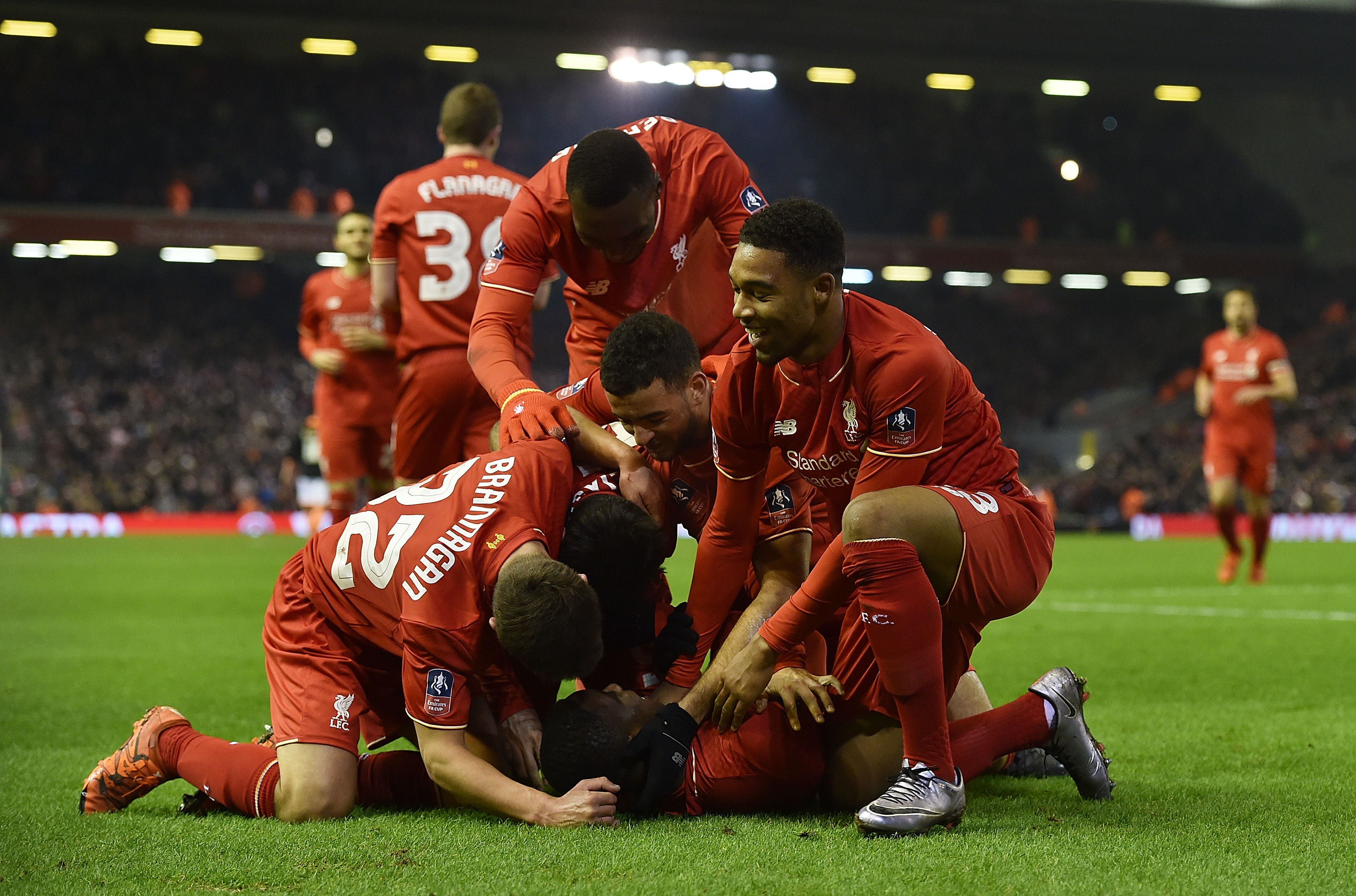 曼城欧冠主场对德国球队13连胜，得失球49-13