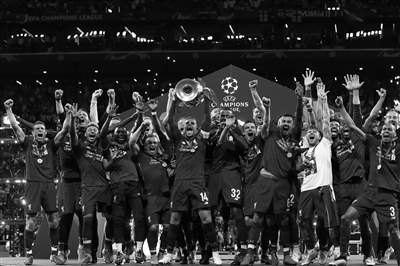 巴萨近16场15场失球，防线堪忧