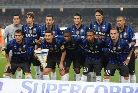 足球曼城豪取八连胜，瓜帅怒赞全队发挥完美（曼城豪取八连胜，瓜迪奥拉盛赞球队表现无懈可击）