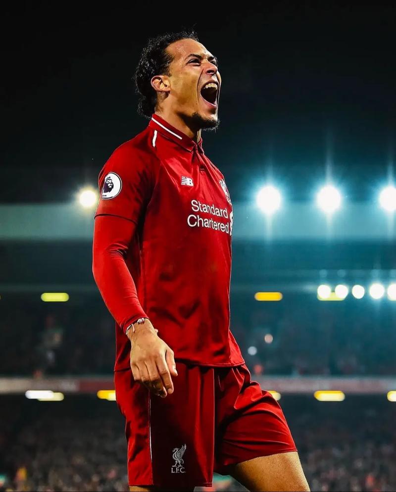 曼联冬窗买中场新增一人选，价格3000万！刚完成43米小贝式吊射